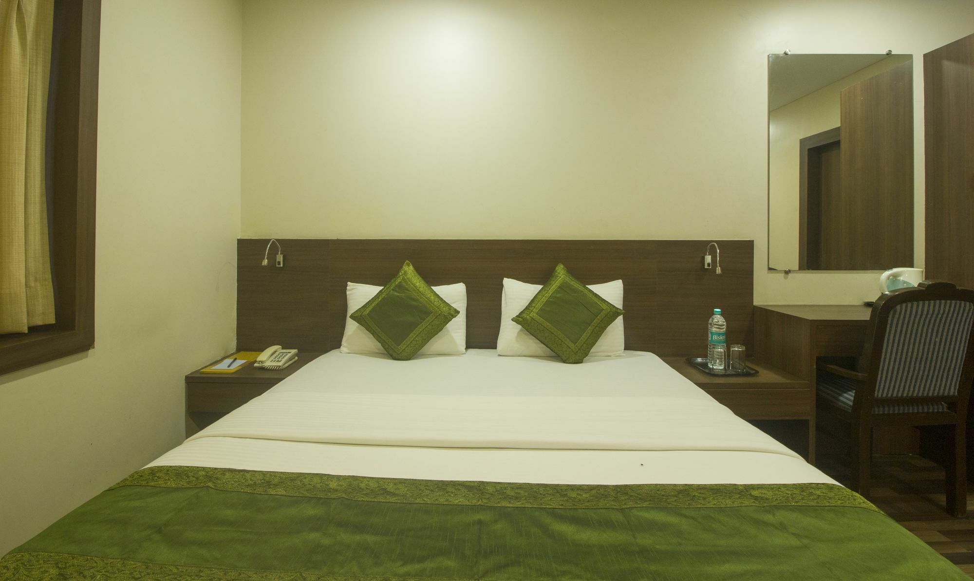Hotel Treebo Trend Rosewood Mumbai Exterior foto