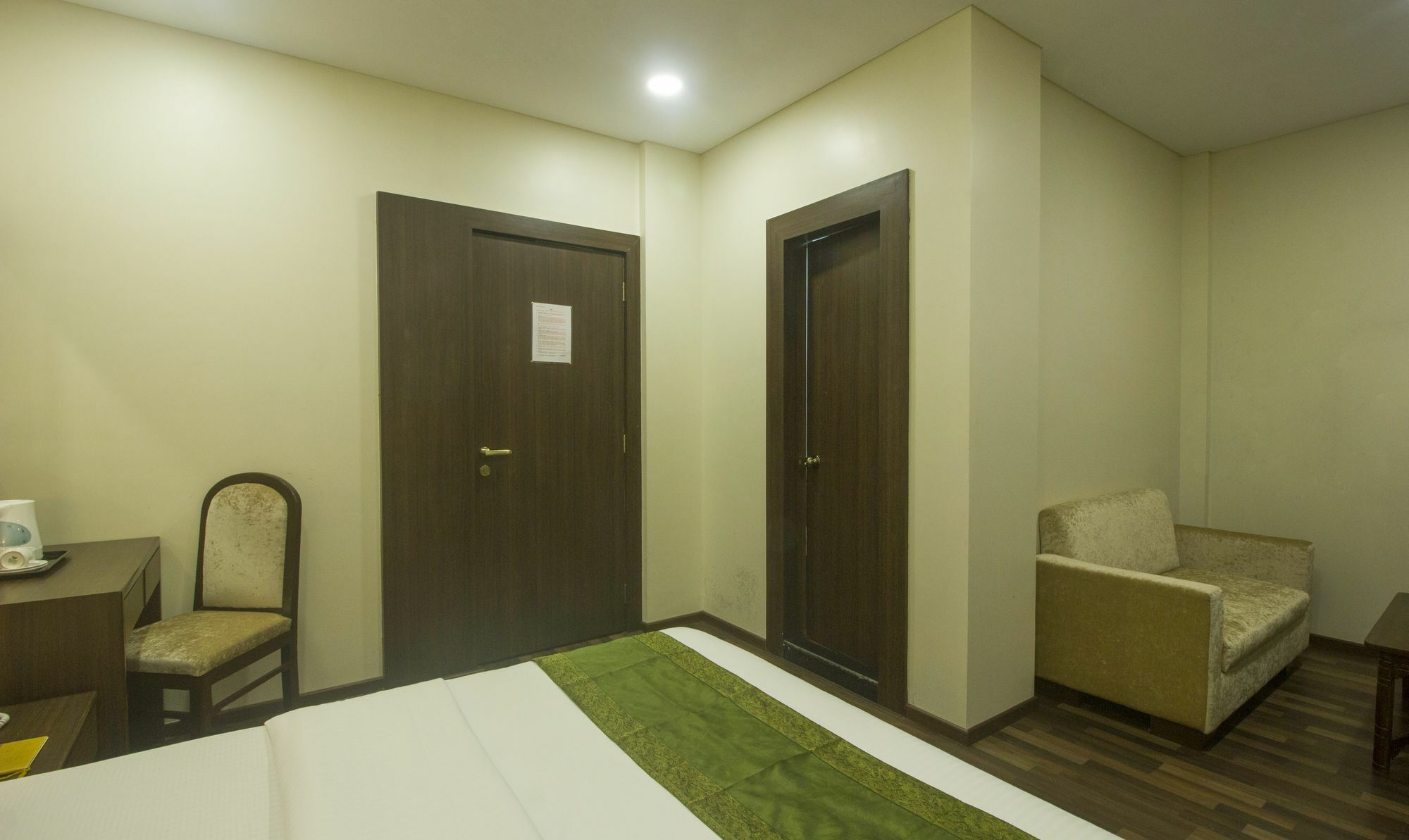 Hotel Treebo Trend Rosewood Mumbai Exterior foto