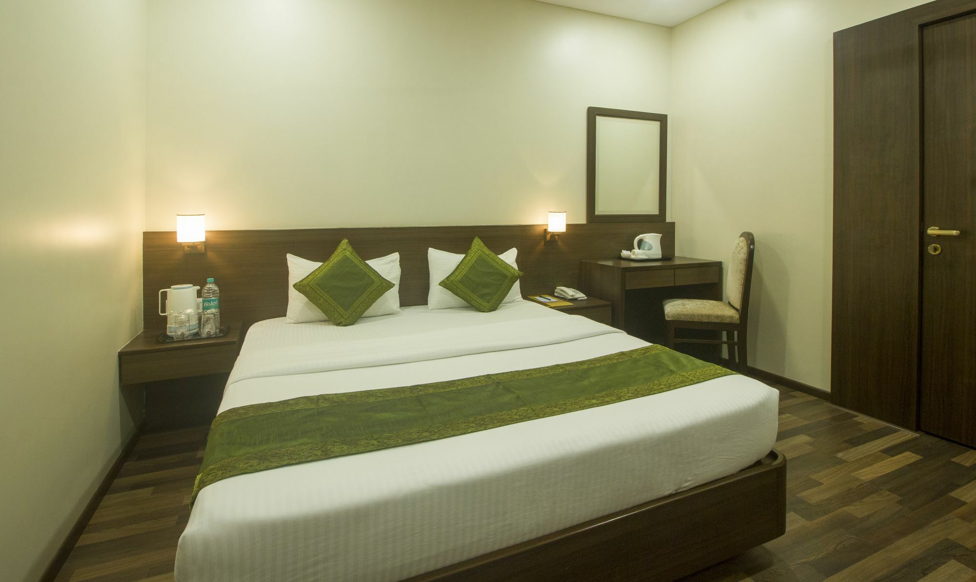 Hotel Treebo Trend Rosewood Mumbai Exterior foto